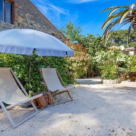 Awesome Home In Veli Lošinj Exterior foto