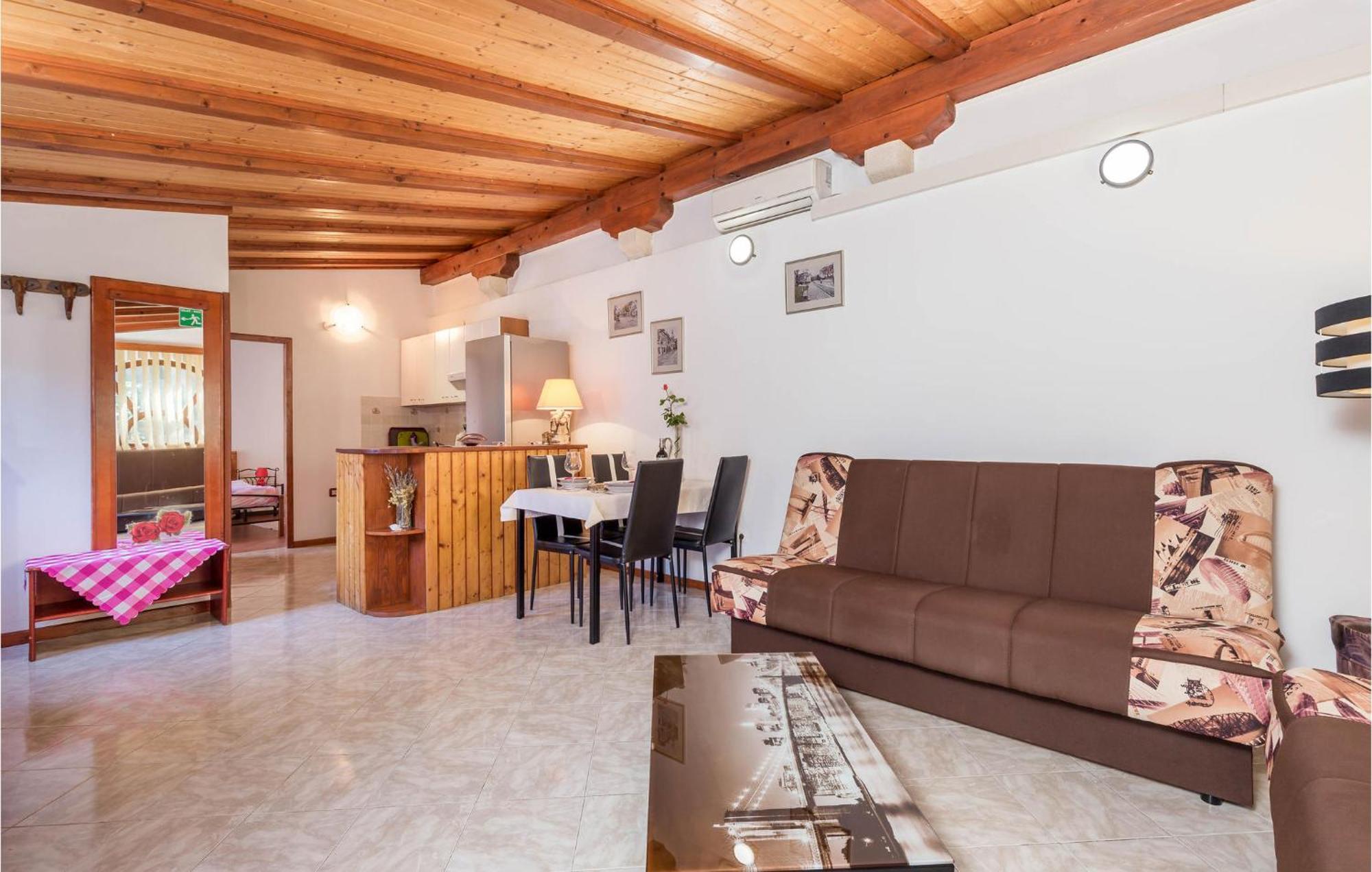 Awesome Home In Veli Lošinj Exterior foto