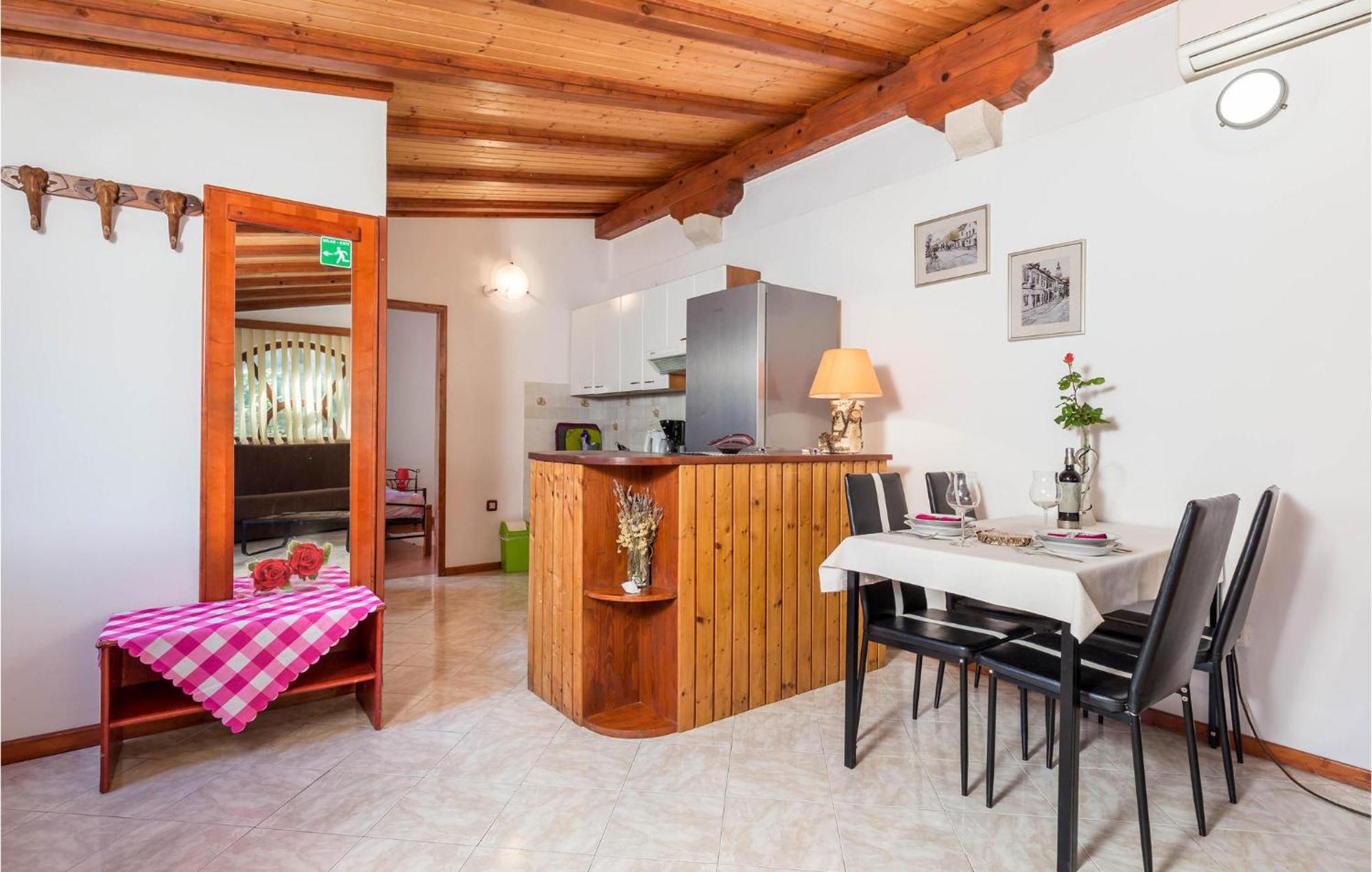 Awesome Home In Veli Lošinj Exterior foto
