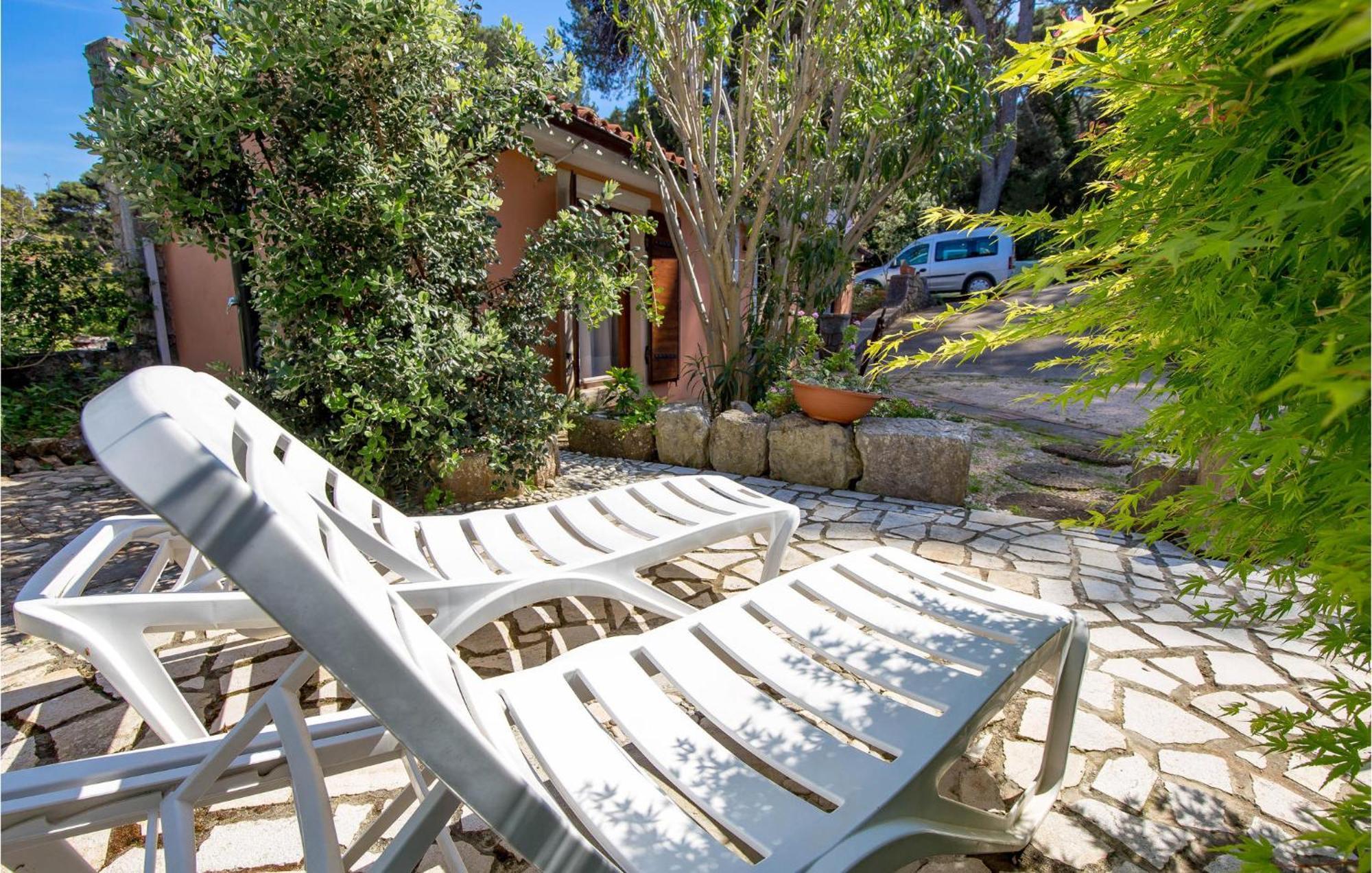 Awesome Home In Veli Lošinj Exterior foto